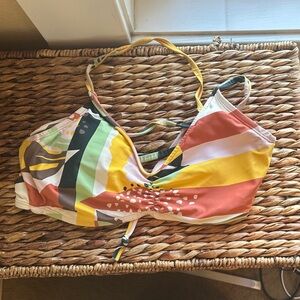 Carve Designs 36DD Camari Bikini Top